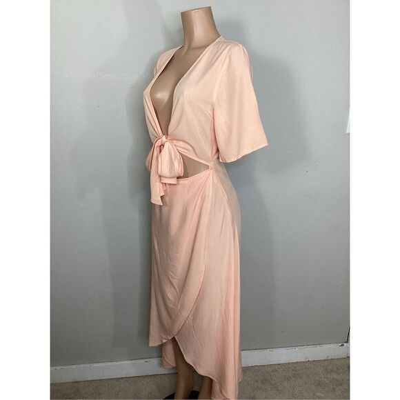 New. L*SPACE wrap dress. Small. Retails $178 - Picture 4 of 7